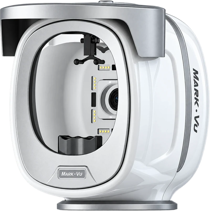 Mark Vu skin analysis machine at Bang's Prime Skin Aesthetics